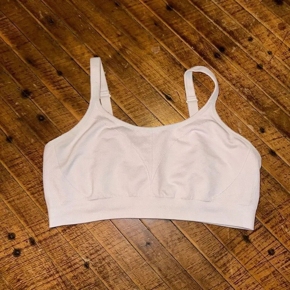 Soma Sport Seamless Ballet back L ribbed wireless bra